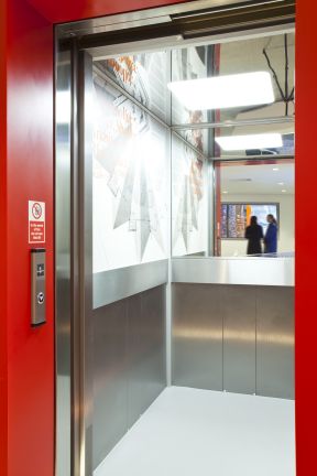 Office, warehouse and commercial building Lifts
